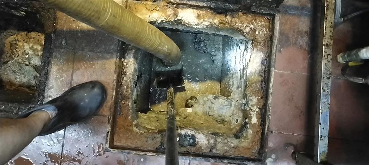 三台污水池清理一般都有毒气，怎么预防中毒呢？